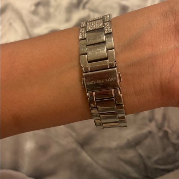 MK Watch - Picture 5 of 5